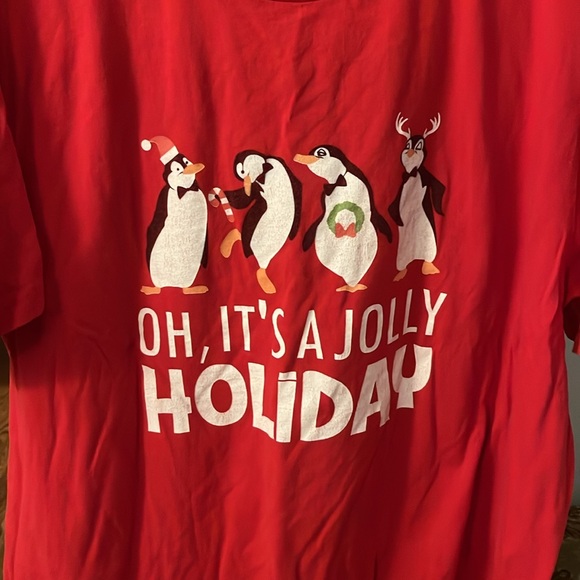 Disney Christmas shirt - Picture 2 of 2